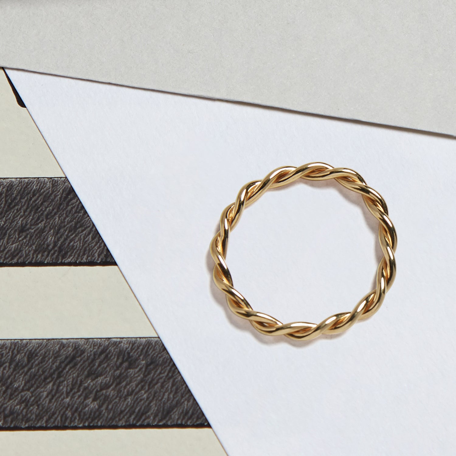 Twisted Band - 18k Yellow Gold