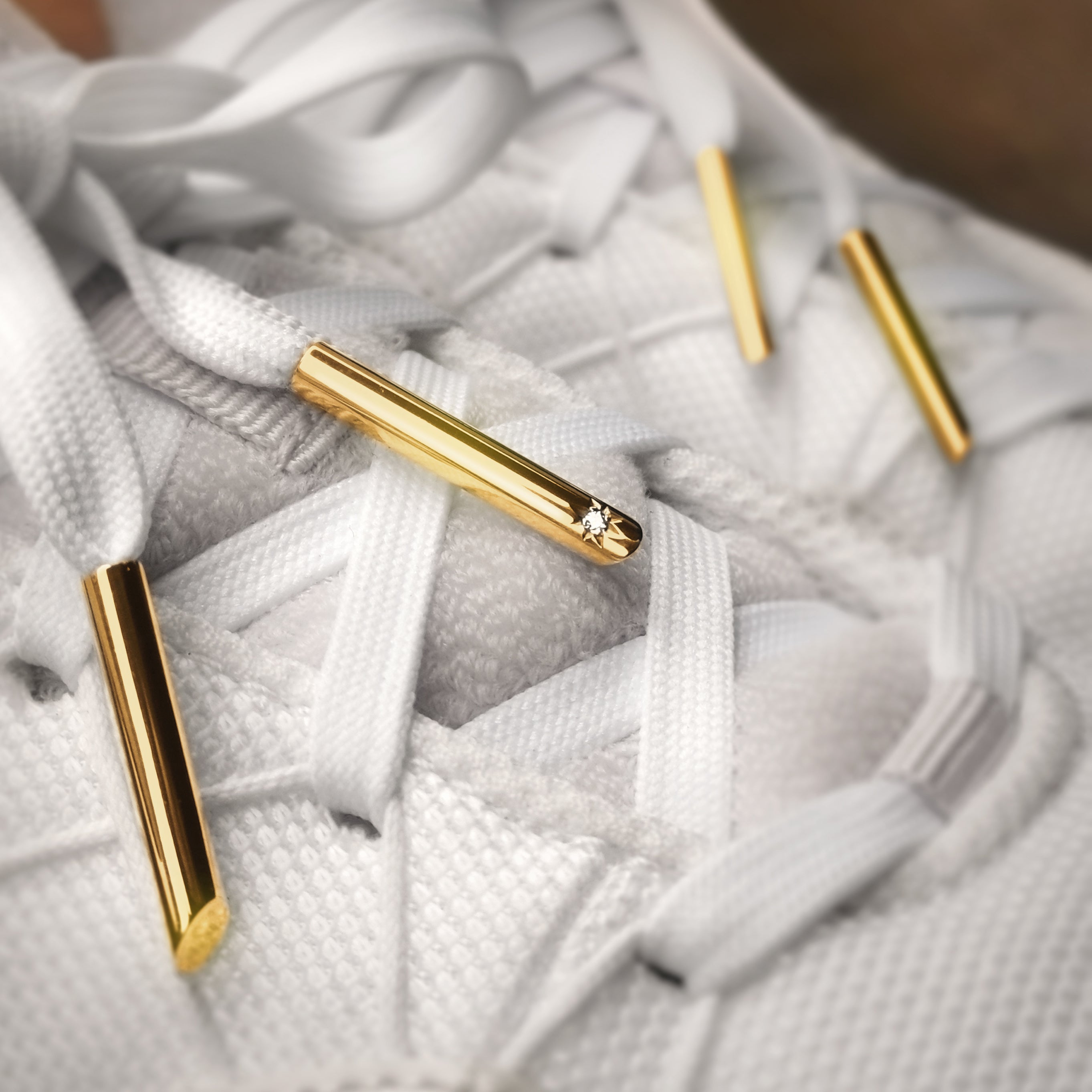 Star Set Diamond 18k Yellow Gold Aglets X Nylon Laces