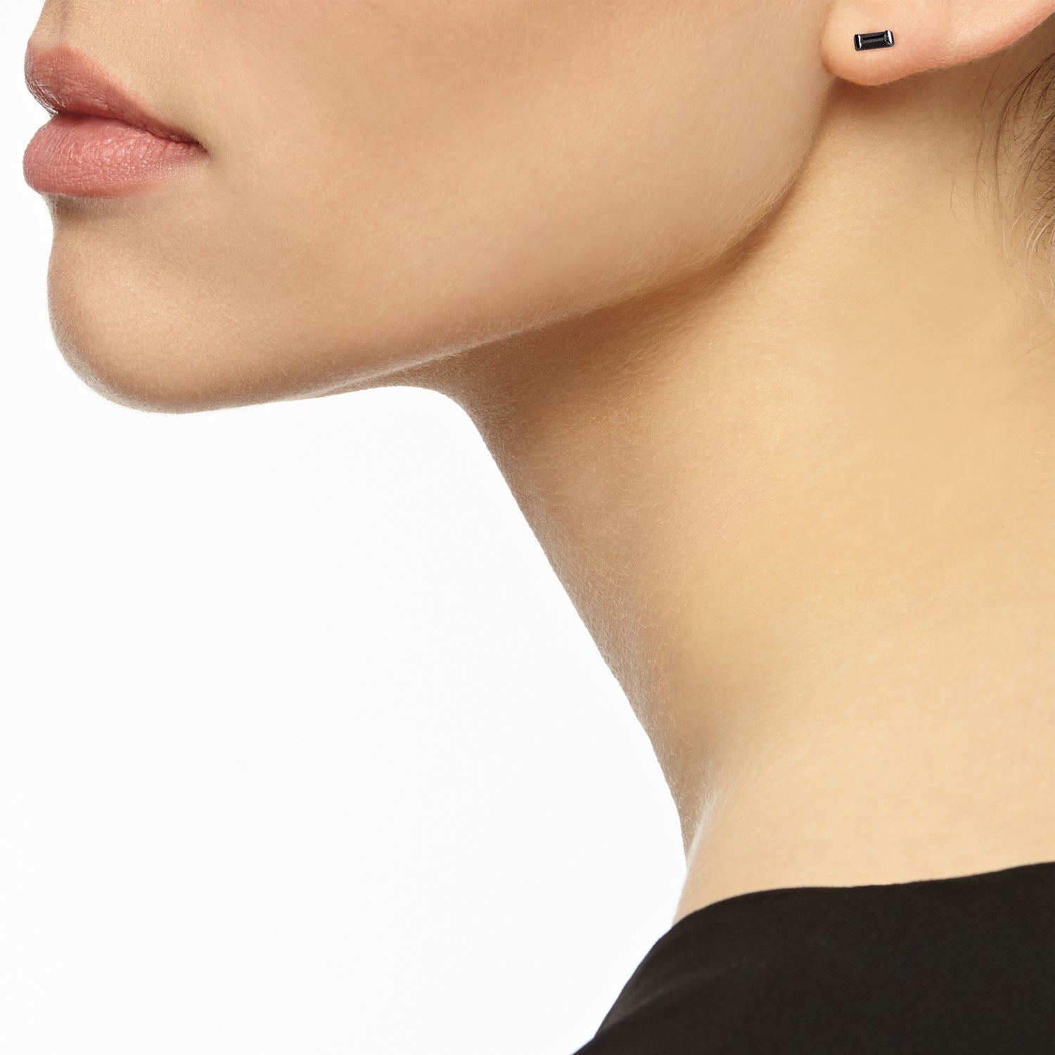 Single Black Diamond Baguette Bar Stud Earring
