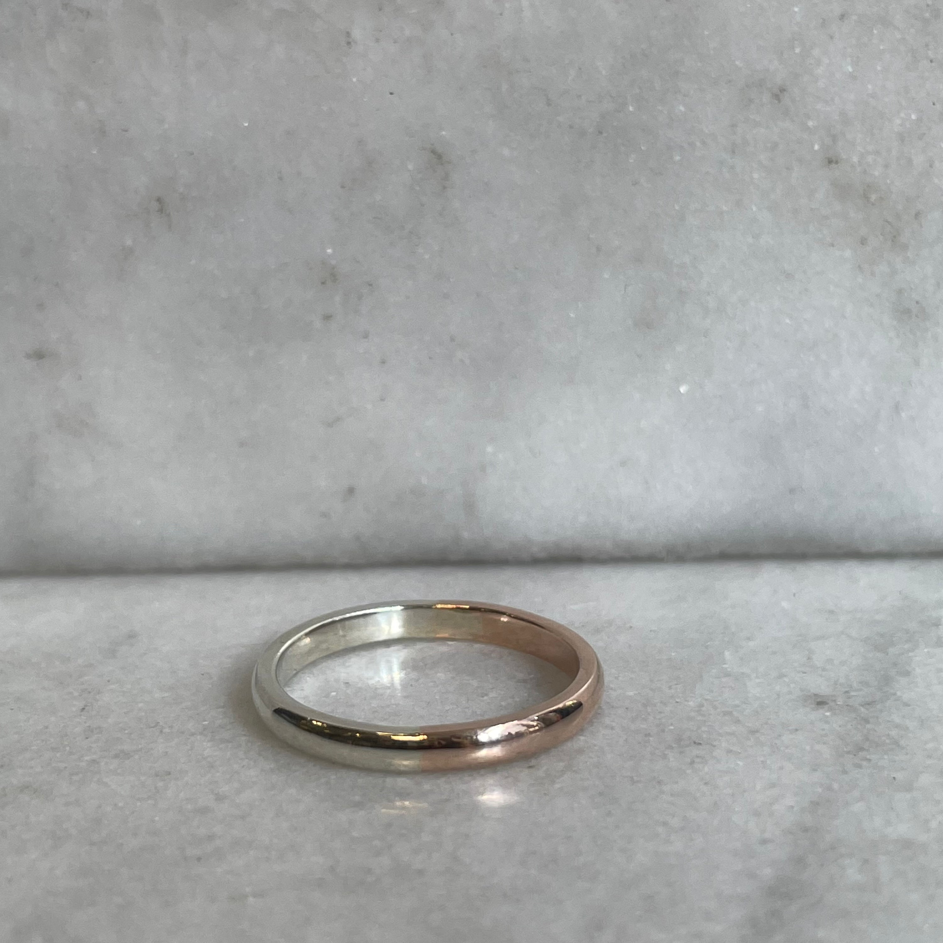 Two-tone D-shape Ring - 9k Rose & White Gold