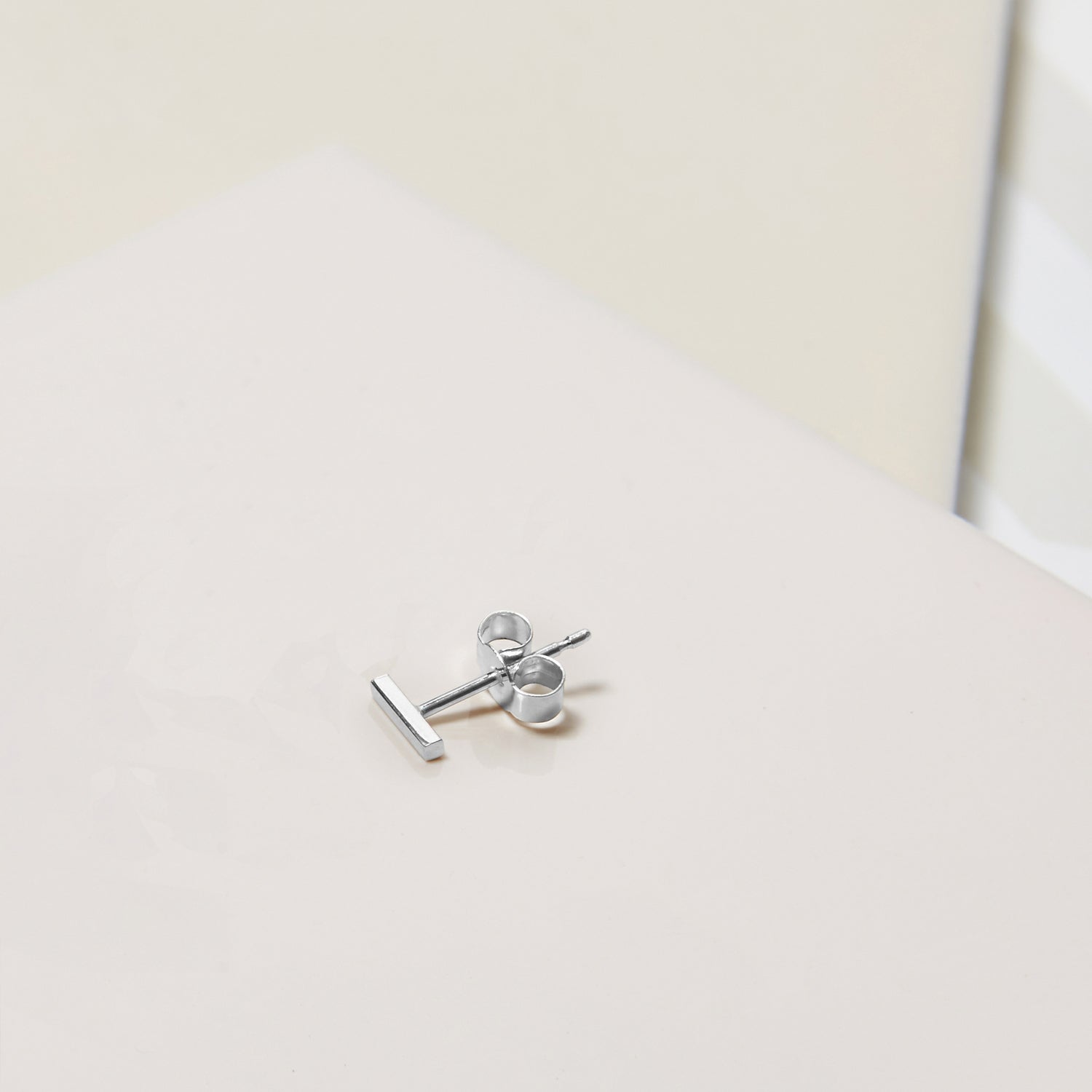 Single Mini Bar Stud Earring - 9k White Gold