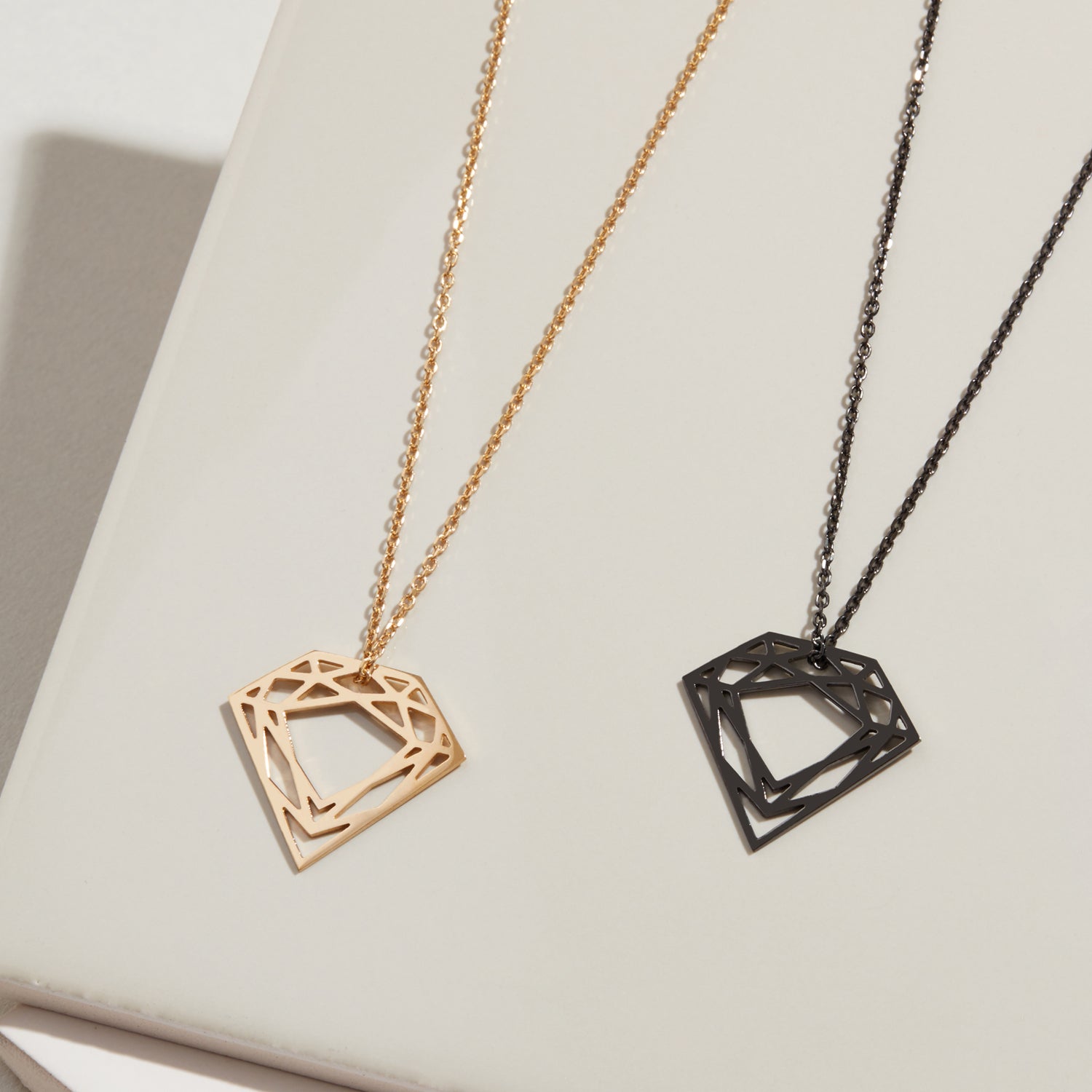 Classic Diamond Necklace - Black