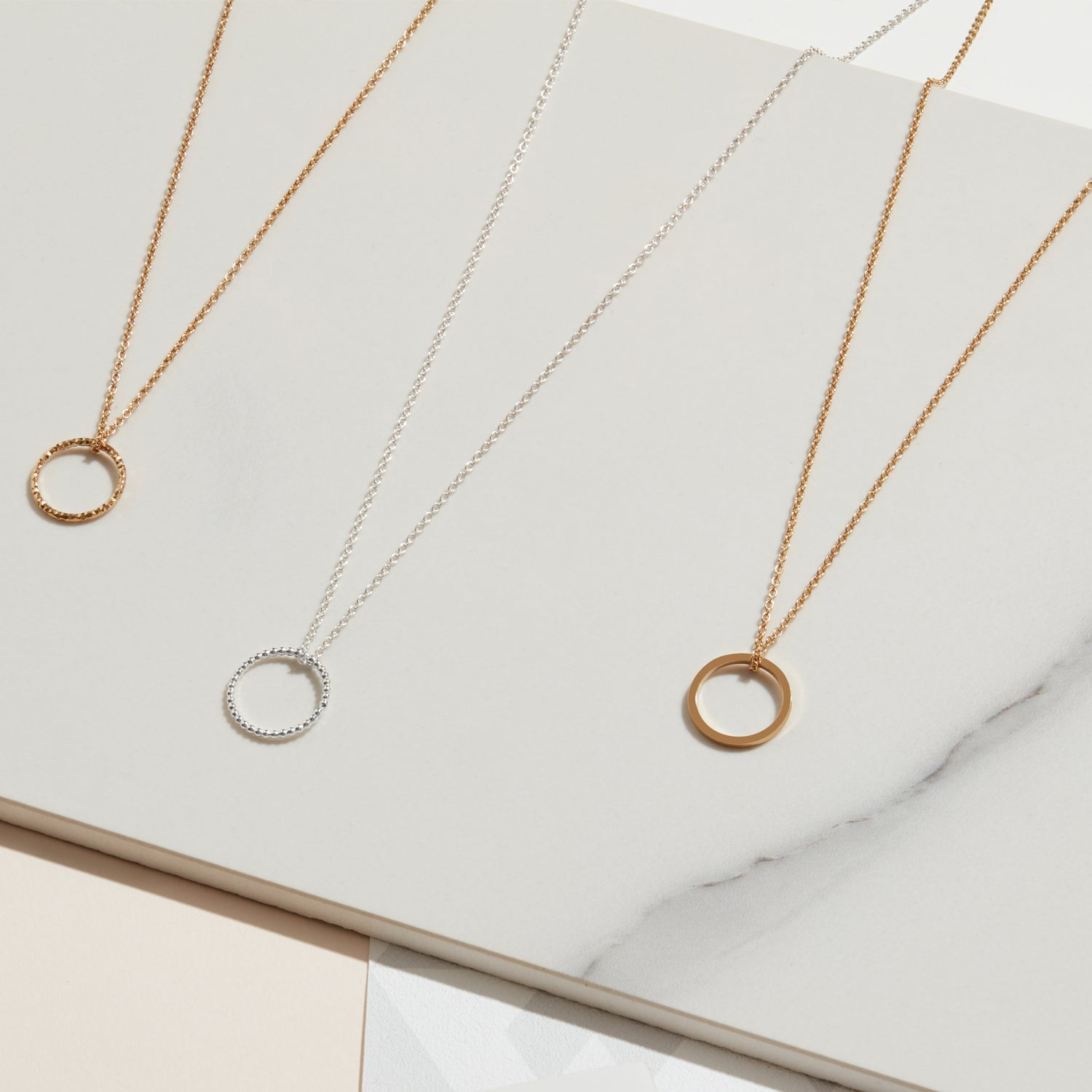 Sphere Circle Necklace - Silver