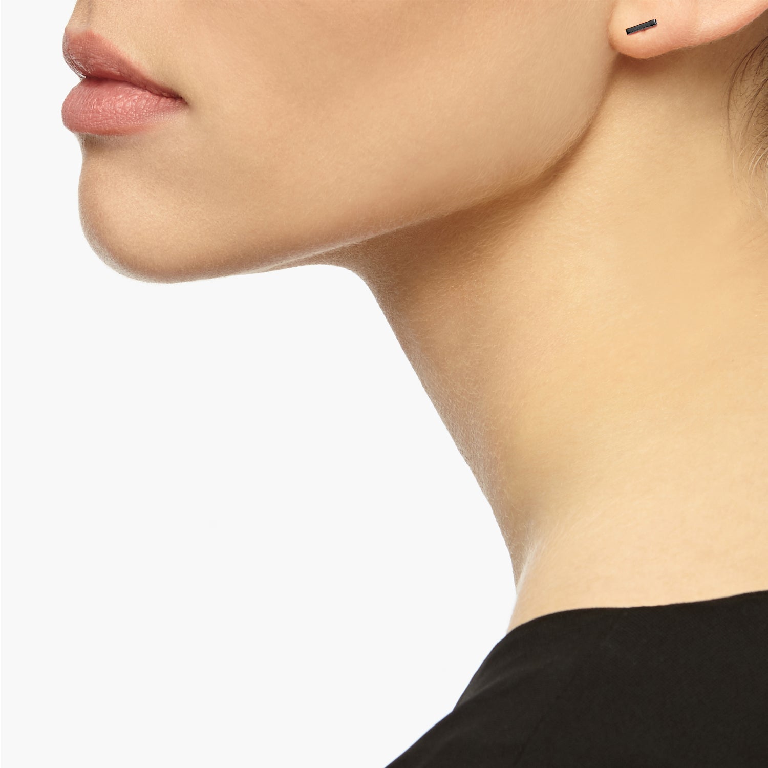 Mini Bar Stud Earrings - Black