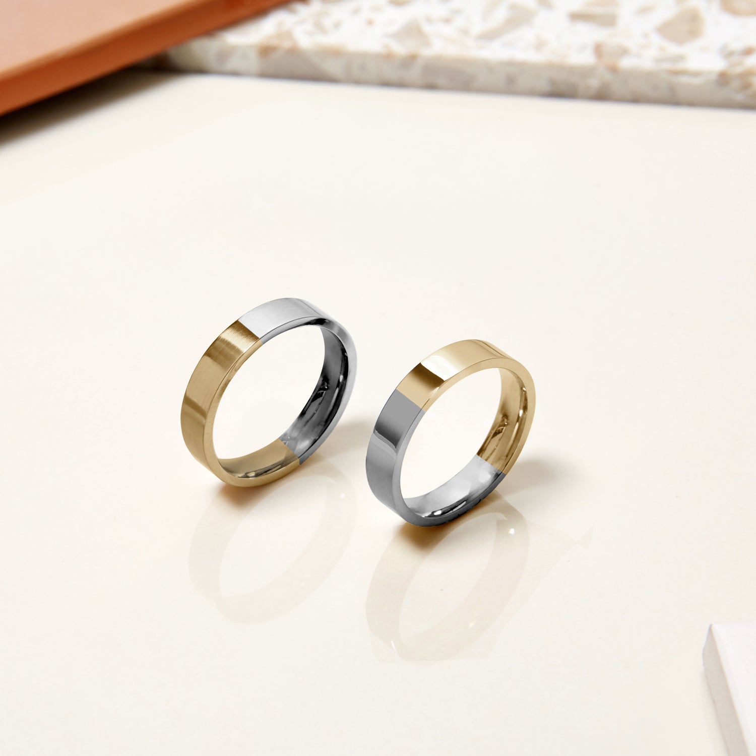 Two-tone 4mm Flat Comfort Fit Band - 18k Yellow & White Gold
