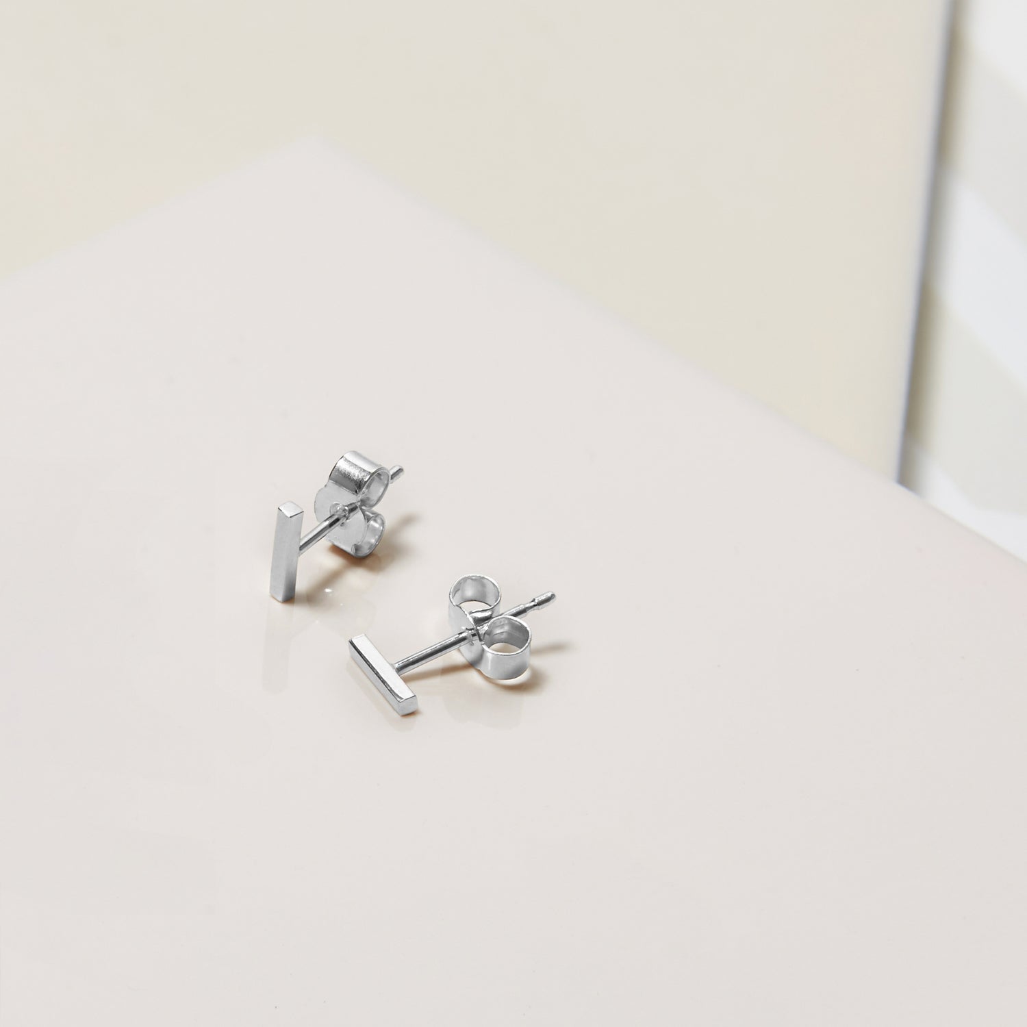 Mini Bar Stud Earrings - Silver
